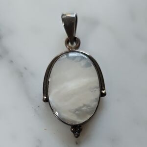 Vintage Sterling Silver Mother of Pearl Pendant